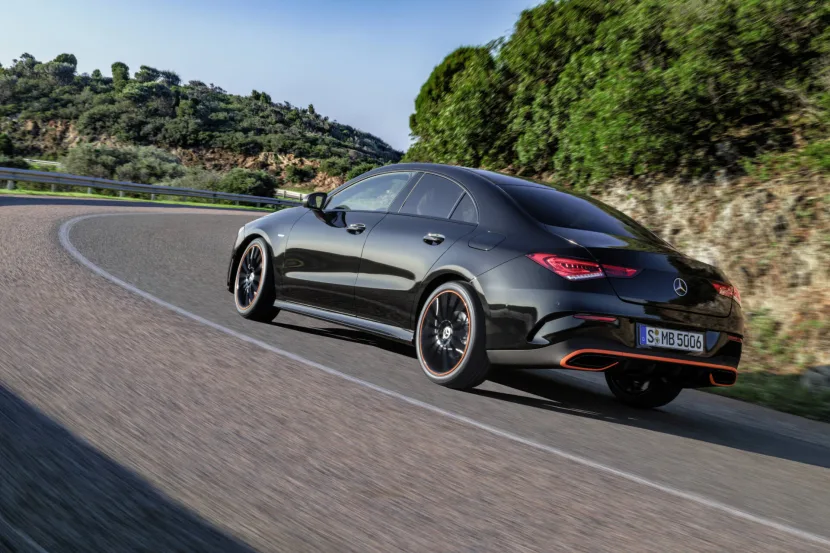 Mercedes-Benz CLA, Edition Orange Art, AMG Line, kosmosschwarz // Mercedes-Benz CLA, Edition Orange Art, AMG Line, cosmos black